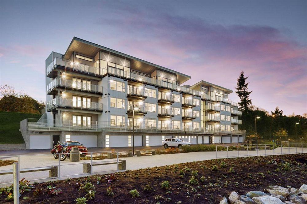 The Marinaside Resort Nanaimo Exterior photo
