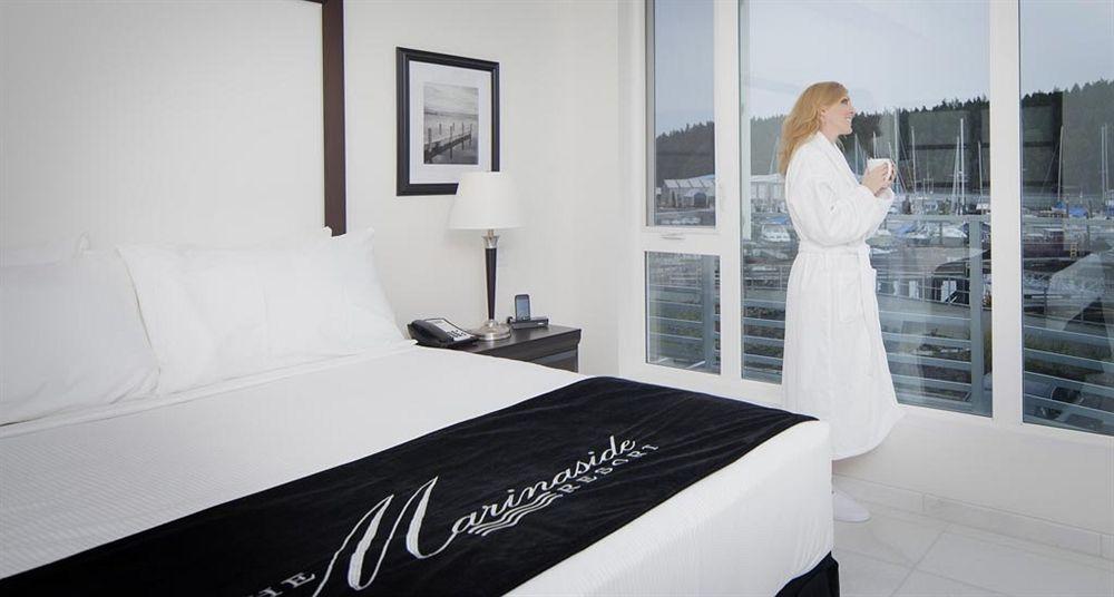 The Marinaside Resort Nanaimo Exterior photo